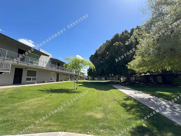 7141 N 16th St #227 — Photo 3