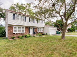 671 Wyngate Ln, Buffalo Grove, IL