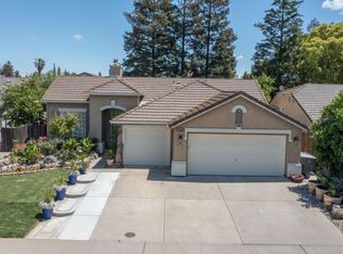 6124 McDevitt Dr, Riverbank, CA 95367