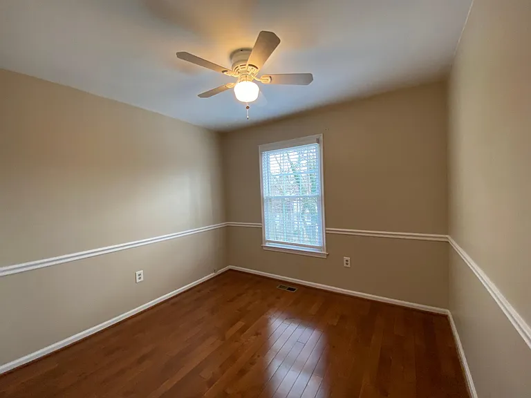 6323 Millwood Ct — Photo 30