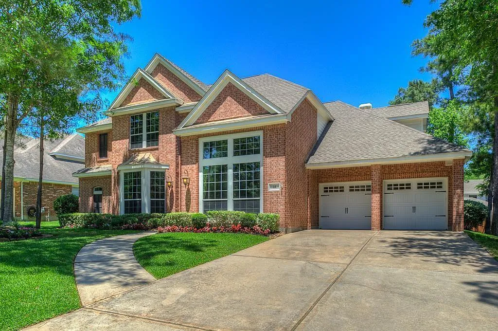 5 bed, 4.5 bath, 3823 sqft, $6,000 — Photo 1