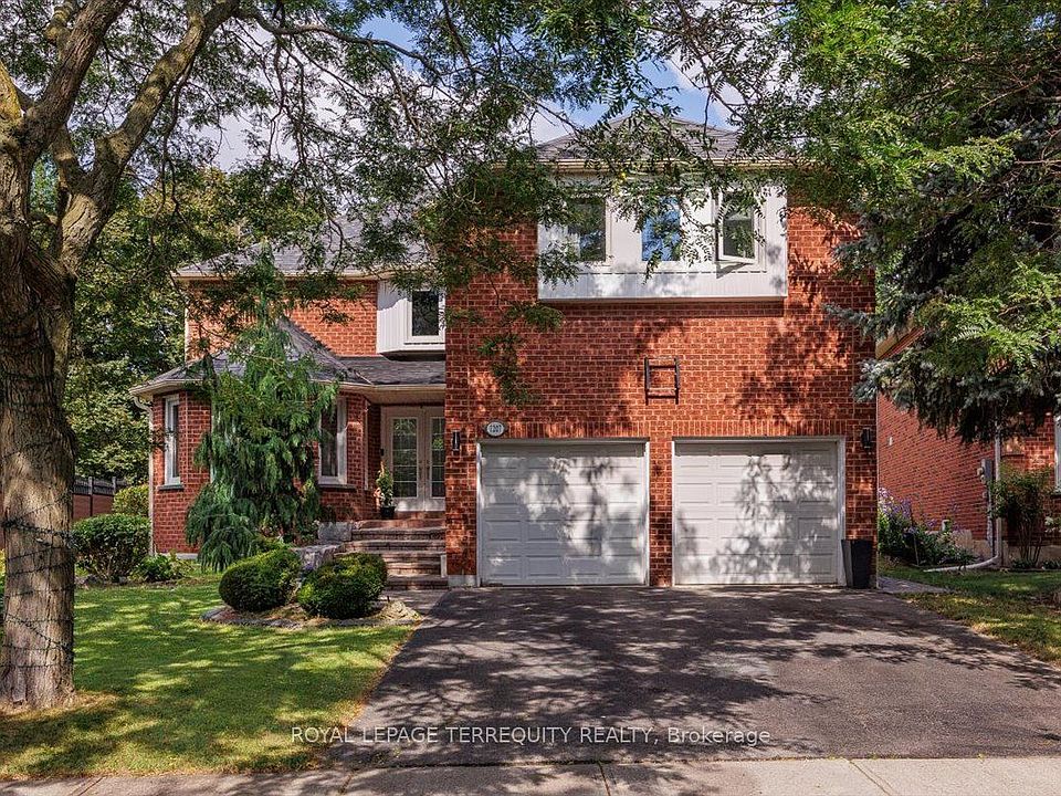 1st image of 1207 Dogwood Cres