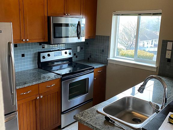 3rd image of 3008 N Narrows Dr Unit C101