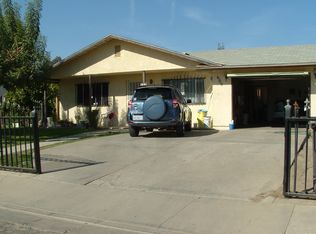 600 E Cottonwood St, Farmersville, CA 93223