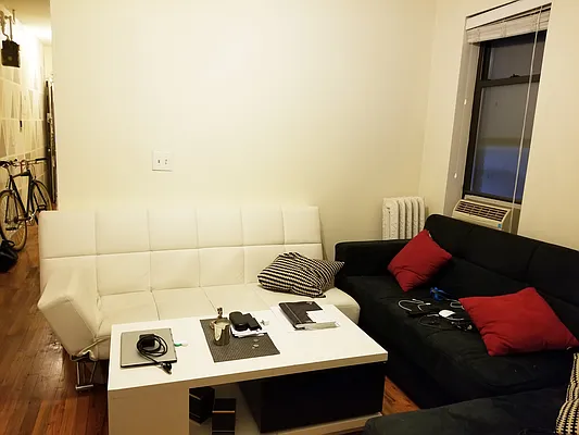 Rented by Modern Spaces | media 5