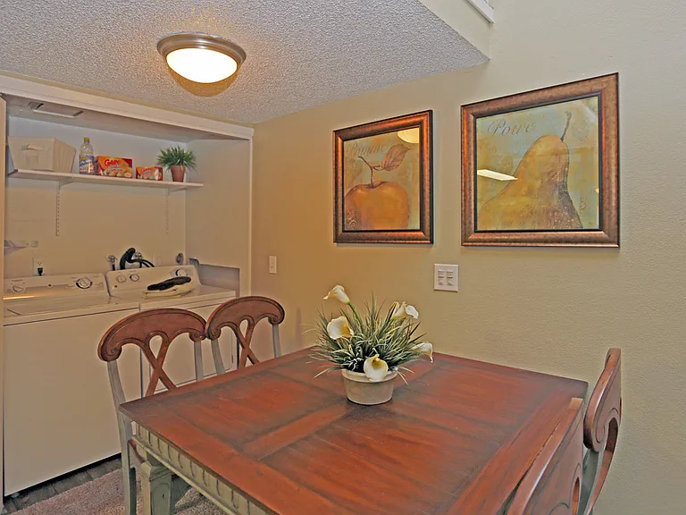 Layton Meadows Apartments — Photo 32