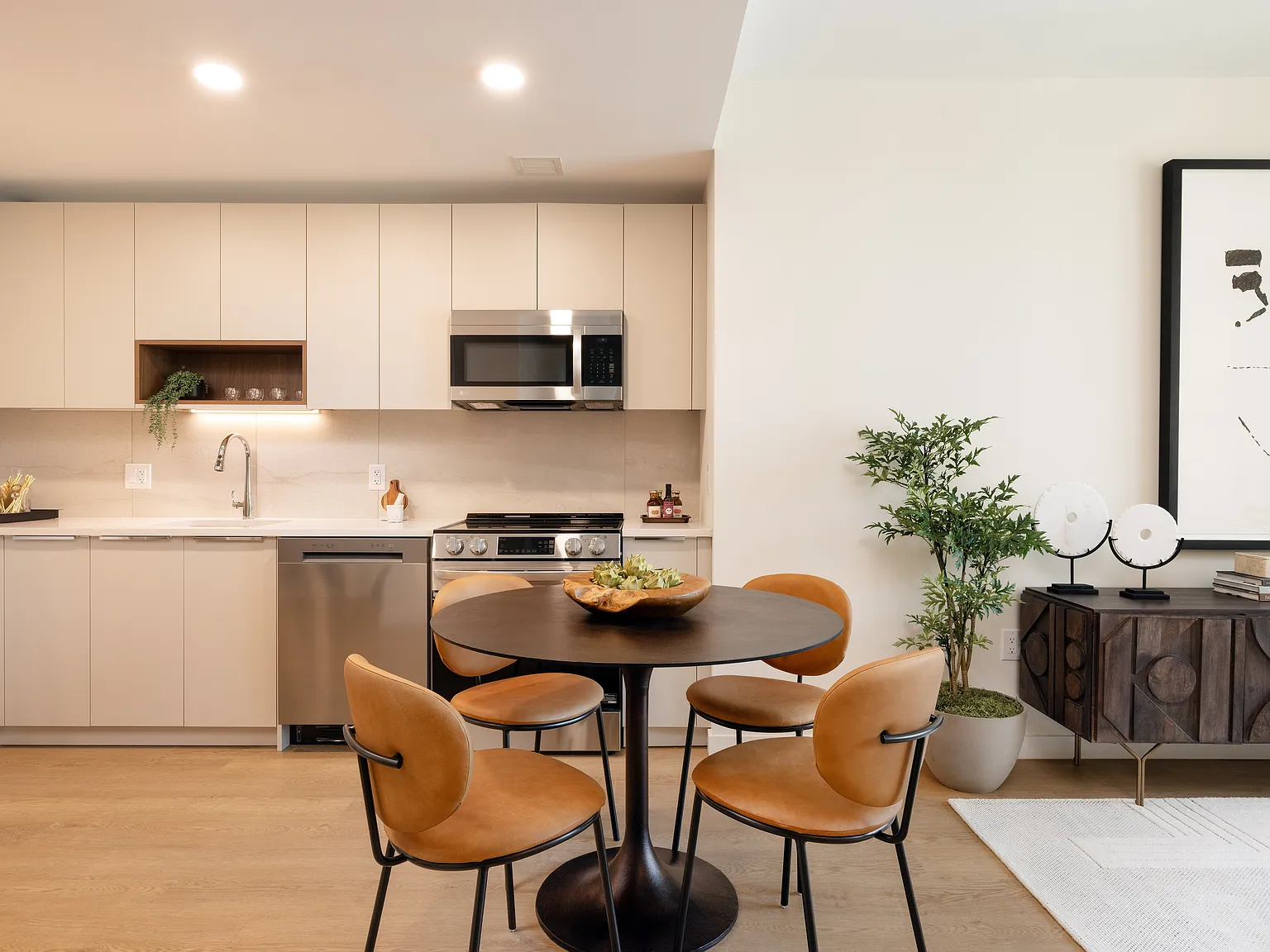 405 West 206th Street — Photo 3