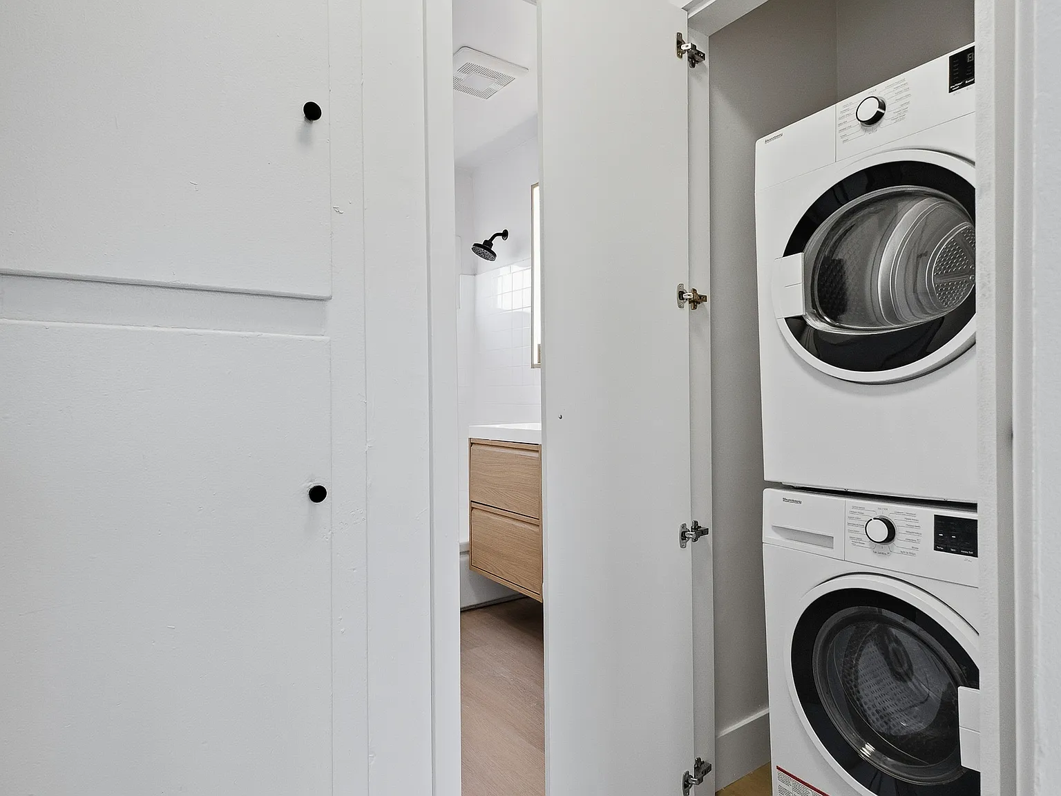 1 bed, 600 sqft, $2,110 — Photo 3