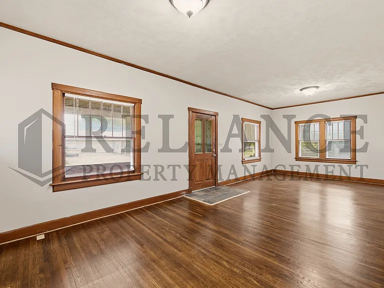 525 S Chautauqua Ave — Photo 21