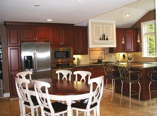 21 Pineybranch Rd, East Windsor, NJ 08512