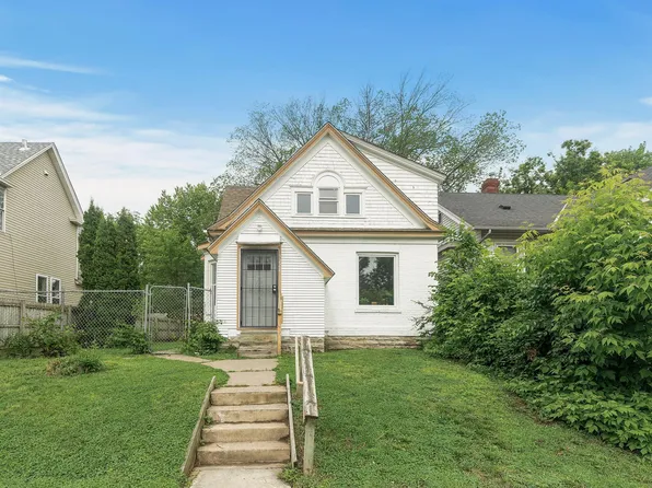 3227 Fremont Ave N, Minneapolis, MN 55412