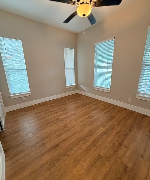 439 Dunning Ave — Photo 9
