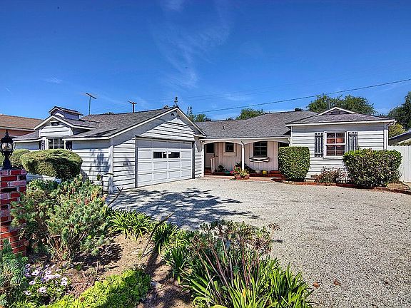 2nd image of 523 W Park Ln