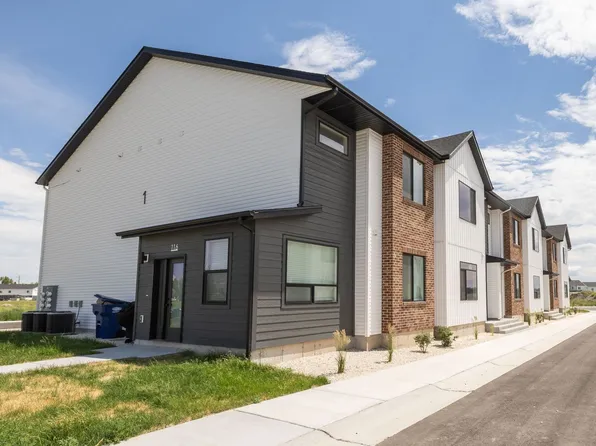 455 Blue Spruce, Sugar City, ID 83448
