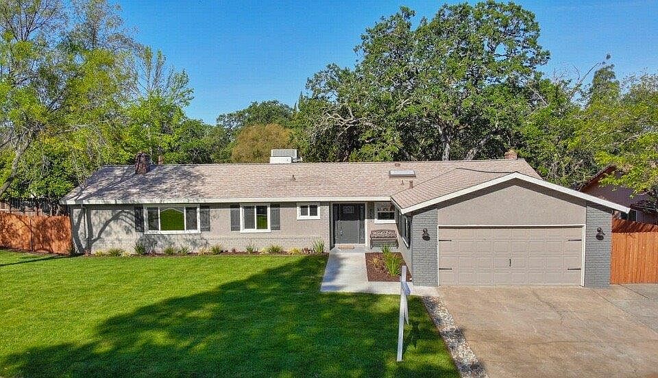 1st image of 9140 La Serena Dr
