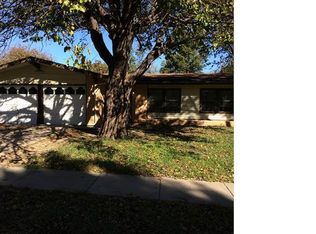 2307 Huntington Dr, Arlington, TX 76010