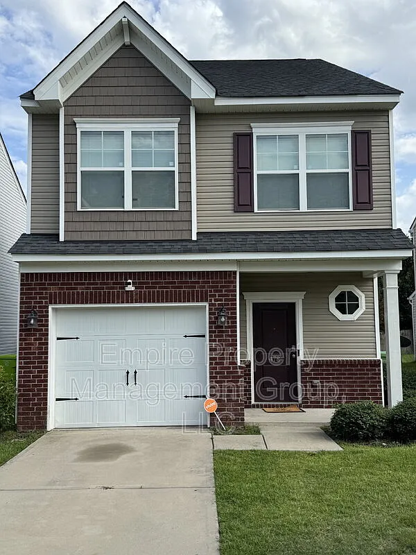3 bed, 2.5 bath, 1538 sqft, $1,900 — Photo 1