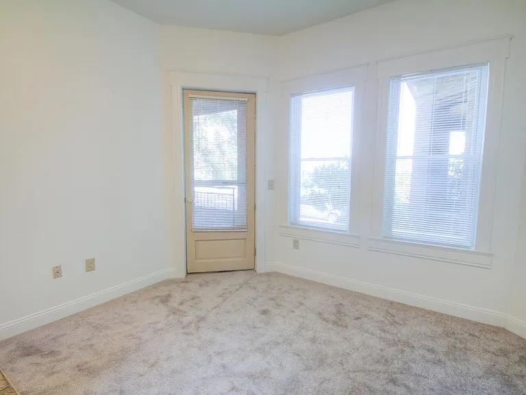 921 William H Taft Rd — Photo 8