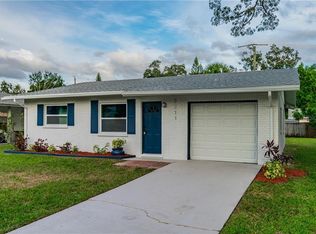 2211 21st St W, Bradenton, FL 34205