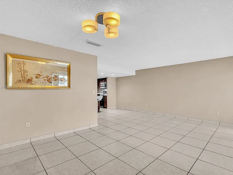 210 NW 87th Ave #L206 — Photo 20