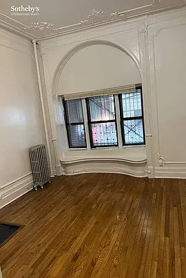 Rented by Sotheby's International Realty | media 2