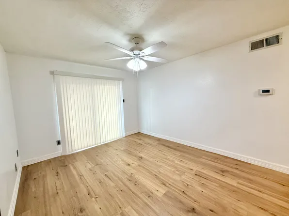 2750 Holly Hall St, Houston, TX