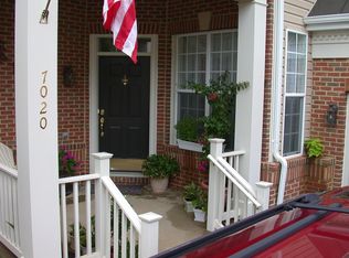 7020 Regional Inlet Dr, Fort Belvoir, VA 22060