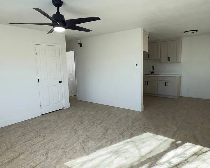 176 Pomegranate Street - A — Photo 2