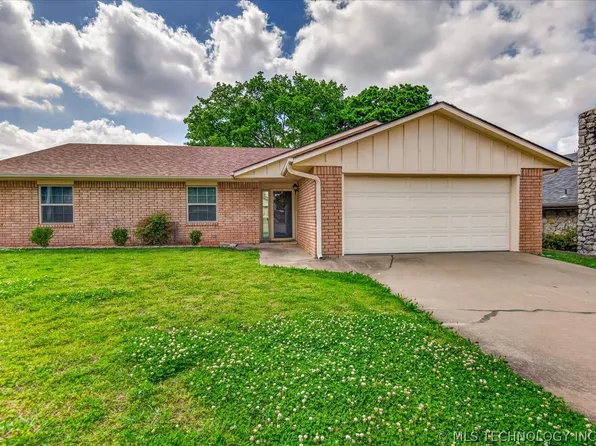 119 Canterbury Ct, Bartlesville, OK 74006