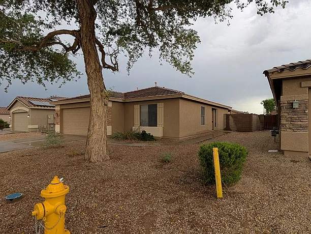 3 bed, 1398 sqft, $1,700 — Photo 3