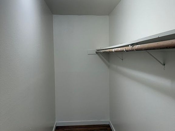 5th image of 310 W Sheila Ln #1