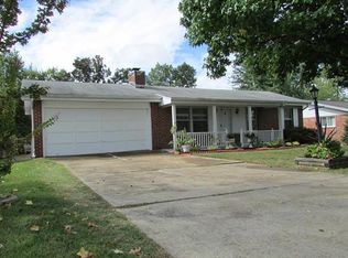 3906 Northern Aire Dr, Saint Louis, MO 63125