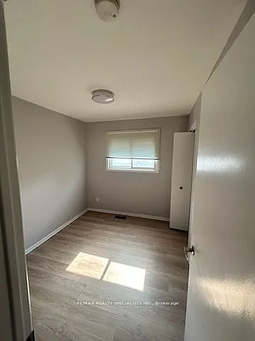 50 Shetland Cres #BASEMENT — Photo 3