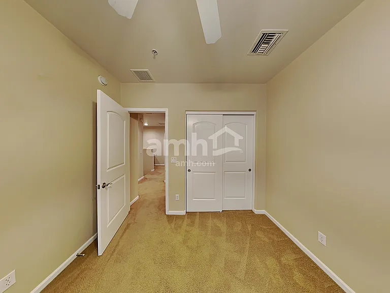 20025 N 20th St #103 — Photo 14