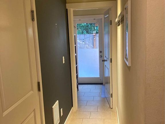 5th image of 12548 35th Ave NE