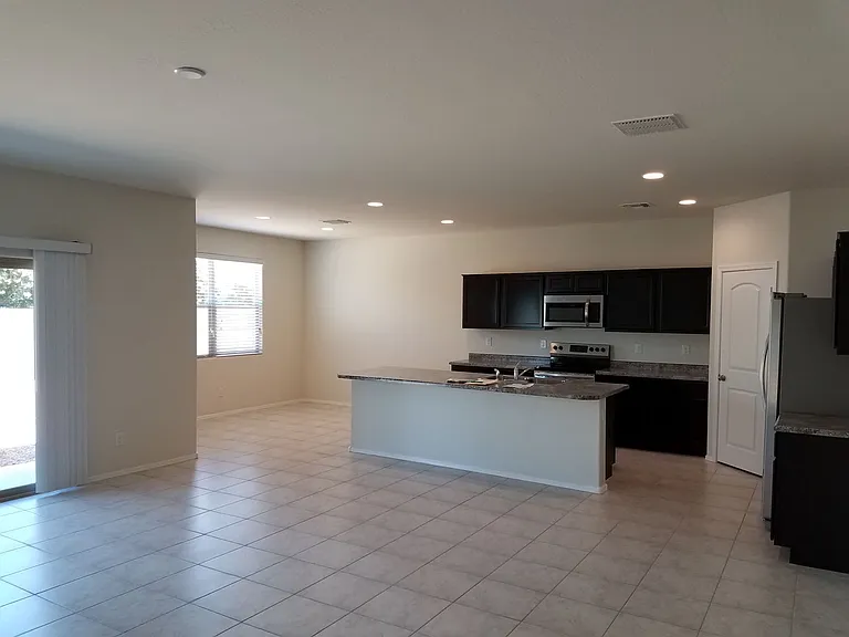 11700 E Cliffrose Ln — Photo 33
