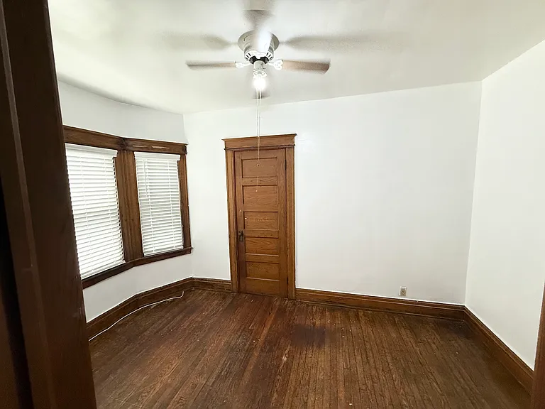 255 Ravine Ave — Photo 17