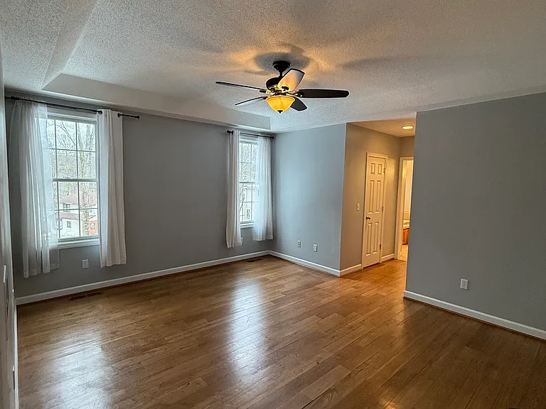 104 Valley View Rd — Photo 27