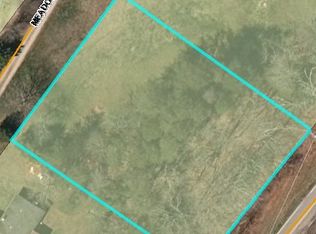 106 Meadow Ln, Franklin, NC 28734