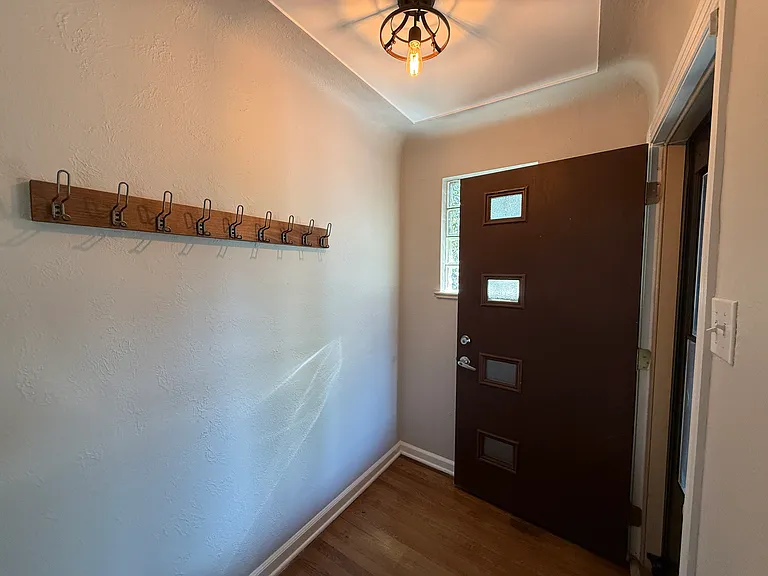 3029 Zenobia St — Photo 7
