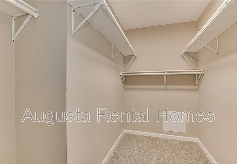 111 Kelly Dr SW — Photo 25