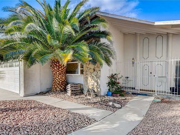 4th image of 1734 Silver Mesa Way