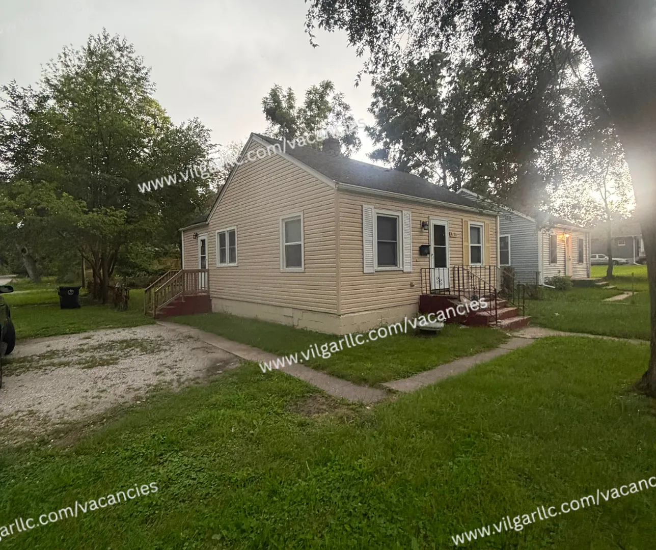 Very spacious 2 Bedroom 1 Bathroom Home — Photo 2