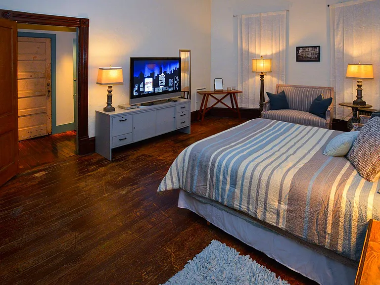 415 E Lafayette St #102 — Photo 5