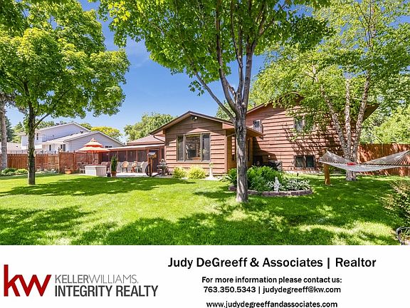 3rd image of 7708 Florida Cir N