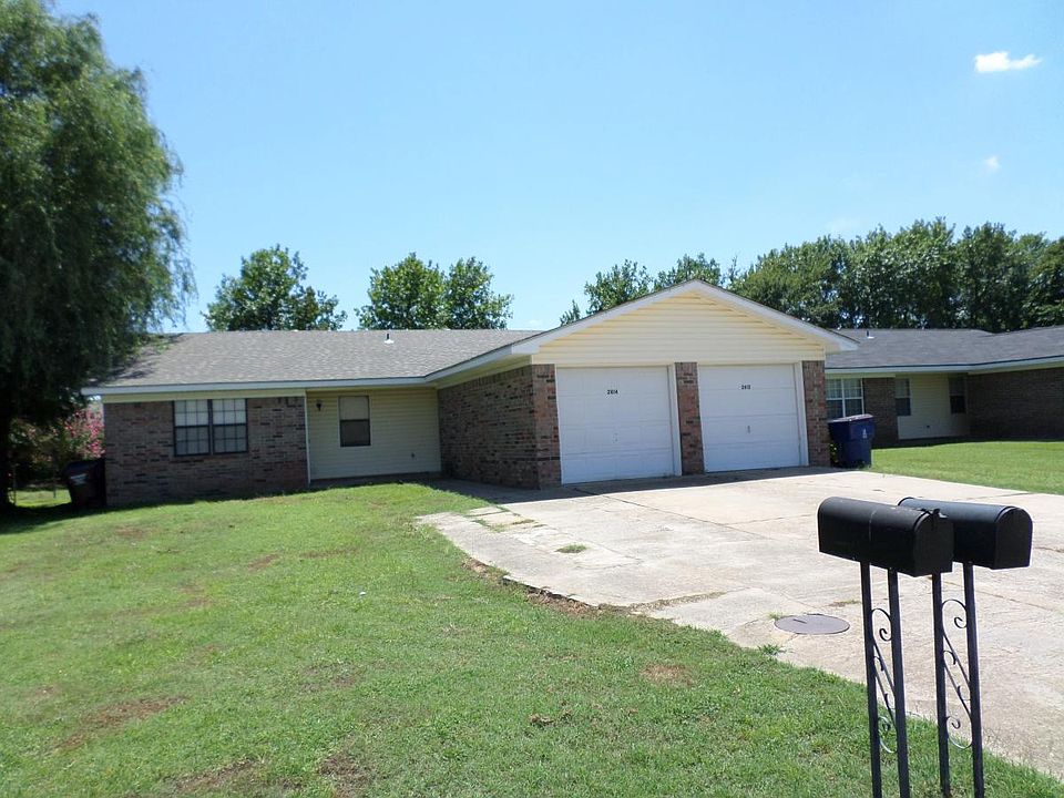 Exterior Front View