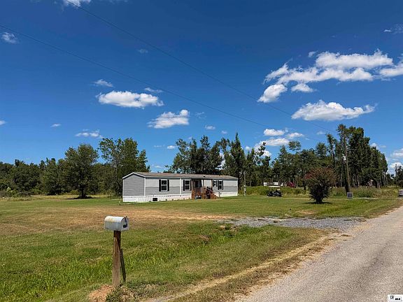 2nd image of 30 Plum Rd