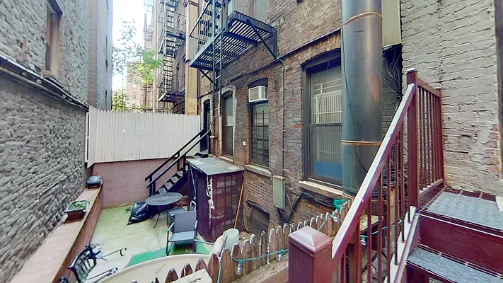 Rented by Bond New York | media 7