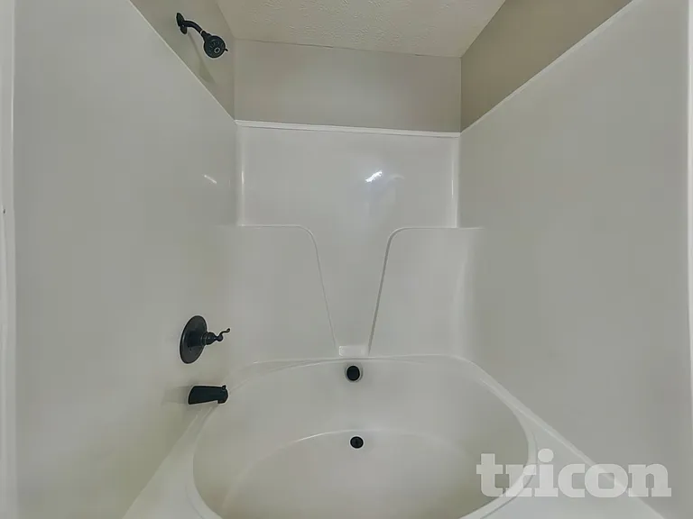 980 Culverson Ct — Photo 9