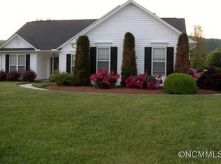 446 Planters Creek Rd, Fletcher, NC 28732